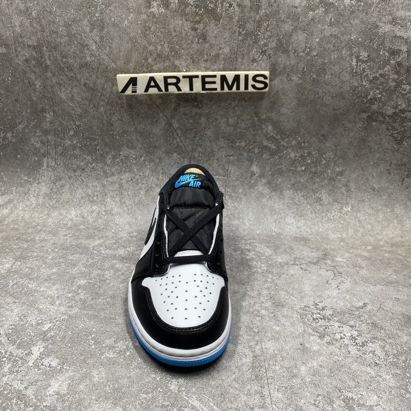 Air Jordan 1 Retro Low OG UNC