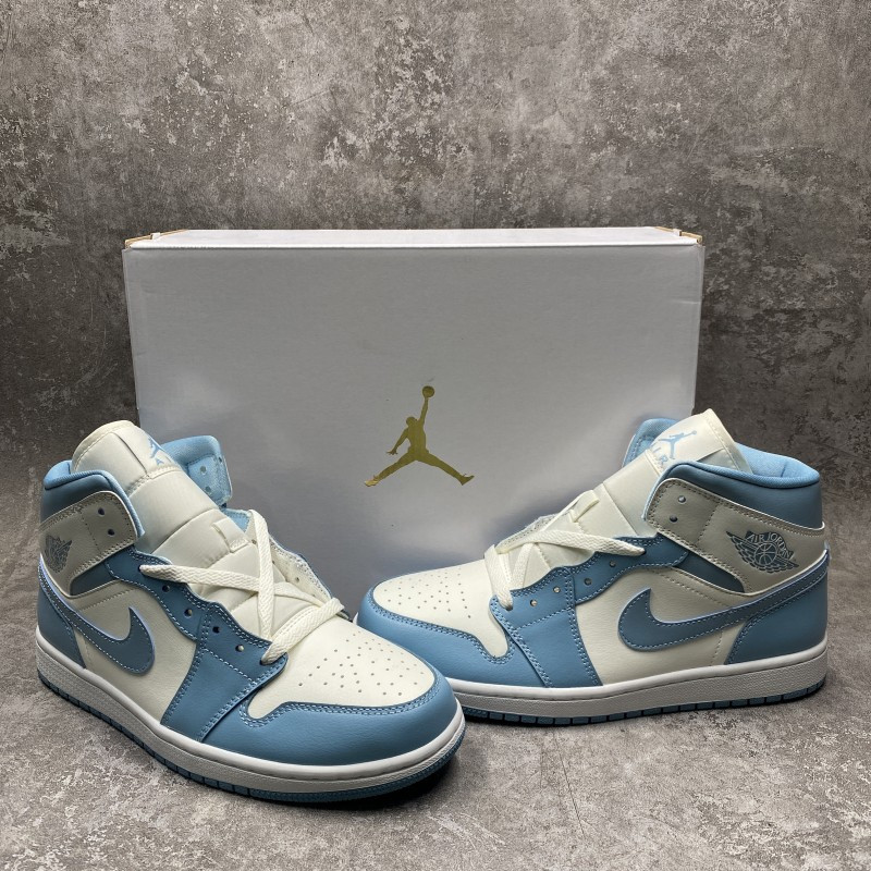 Air Jordan 1 Mid UNC (2022)