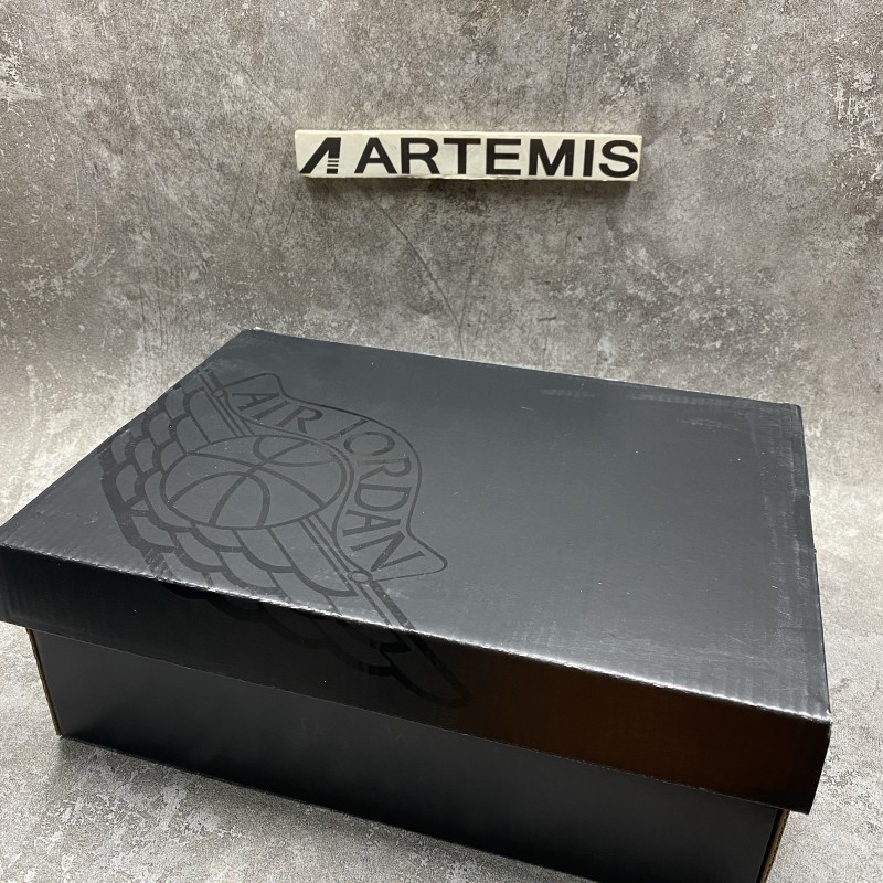 Air Jordan 1 Mid SE Craft Inside Out White Grey