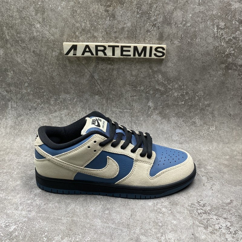 Nike SB Dunk Low Light Cream Thunderstorm