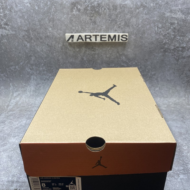 Air Jordan 12 Retro Hyper Royal