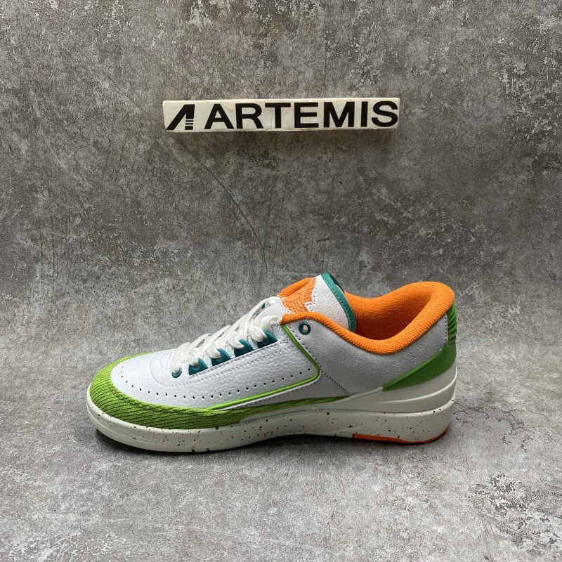 Air Jordan 2 Retro Low TITAN