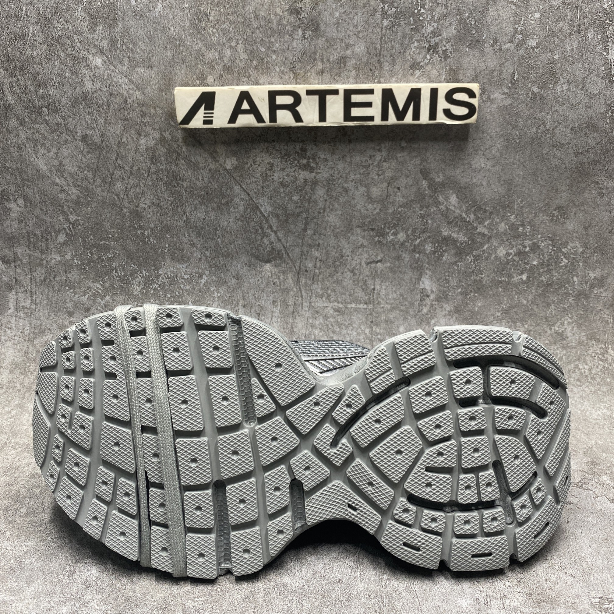 Balenciga 3XL Low-Top Mesh Sneakers Grey Black