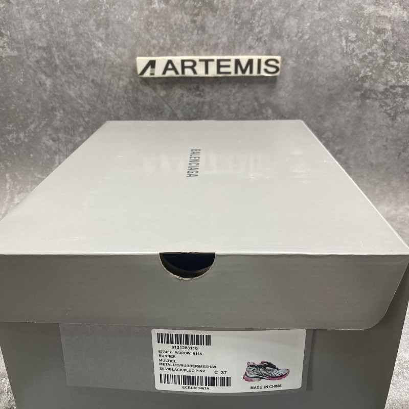 Balenciga Runner Sneakers In Silver