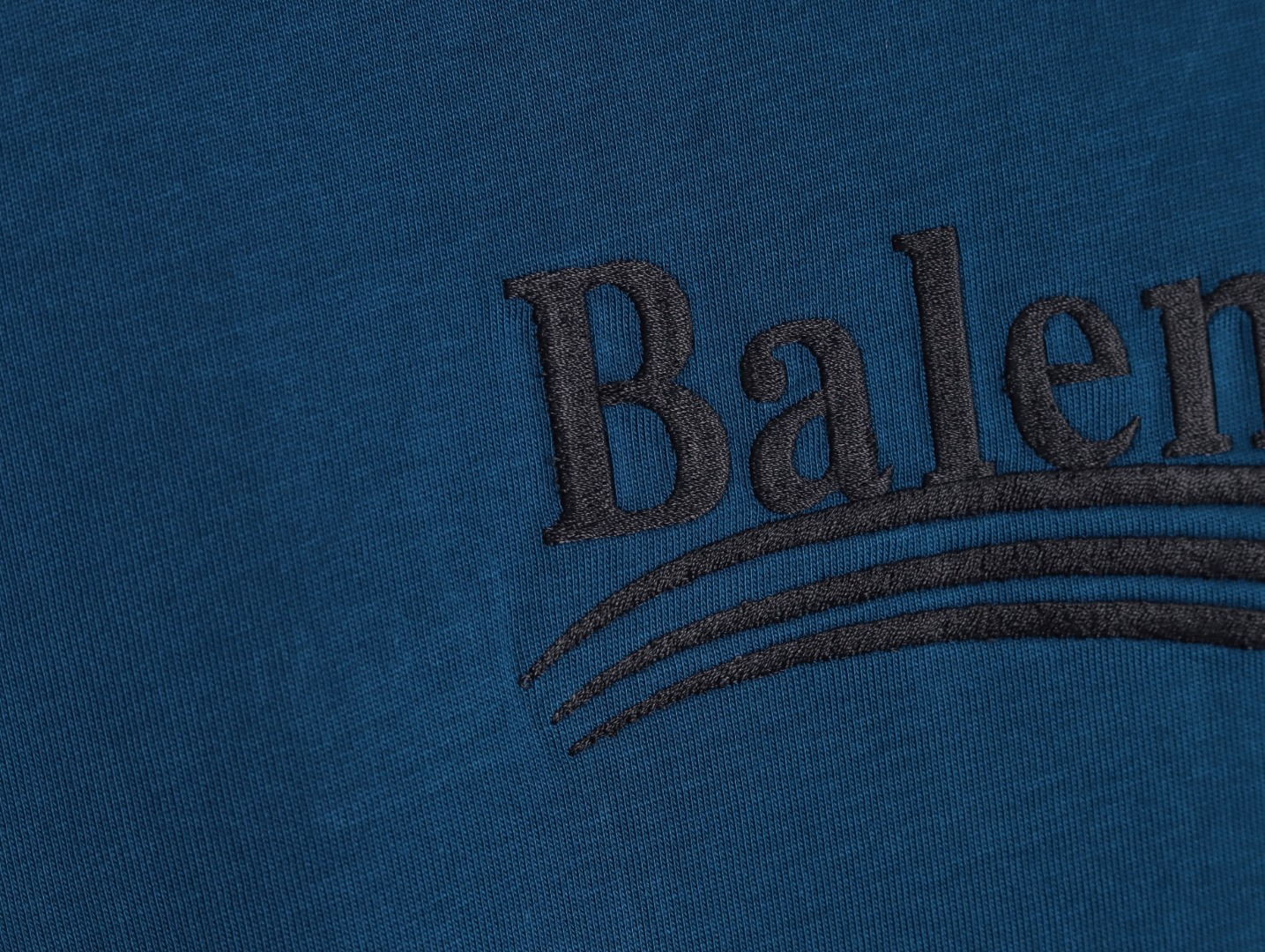 Ba*len*cia*ga short-sleeved t-shirt