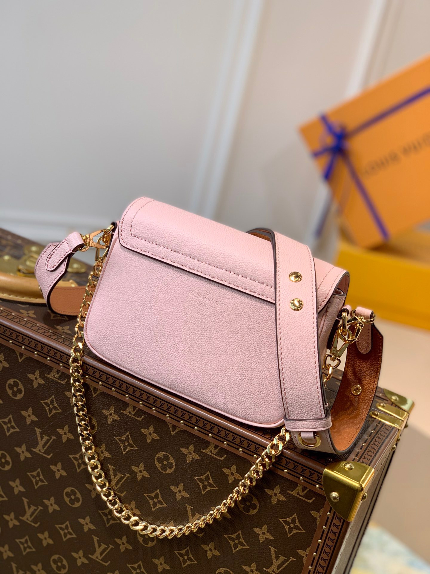 LV LOCKME TENDER M58555