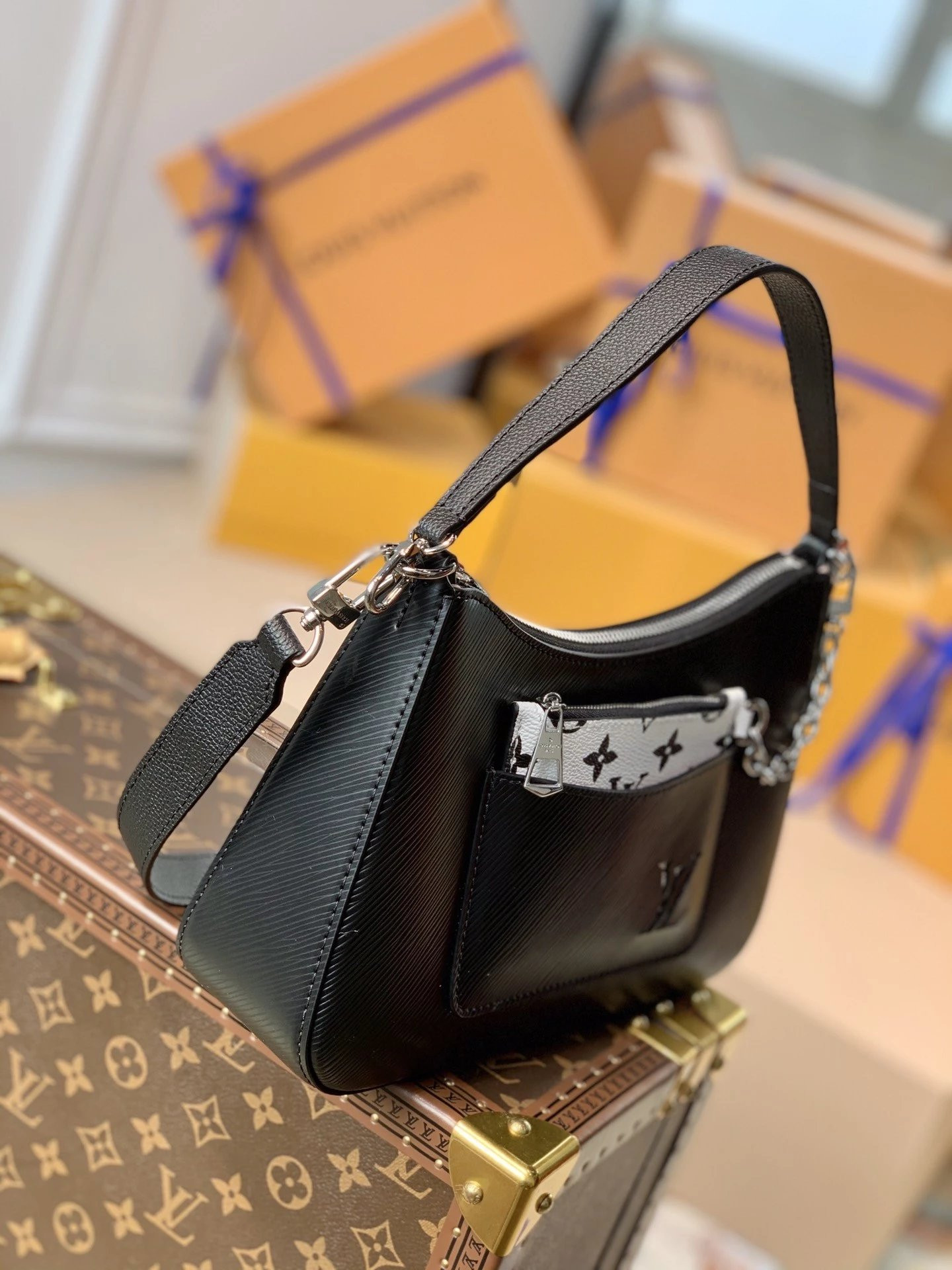 LV MARELLE M80689