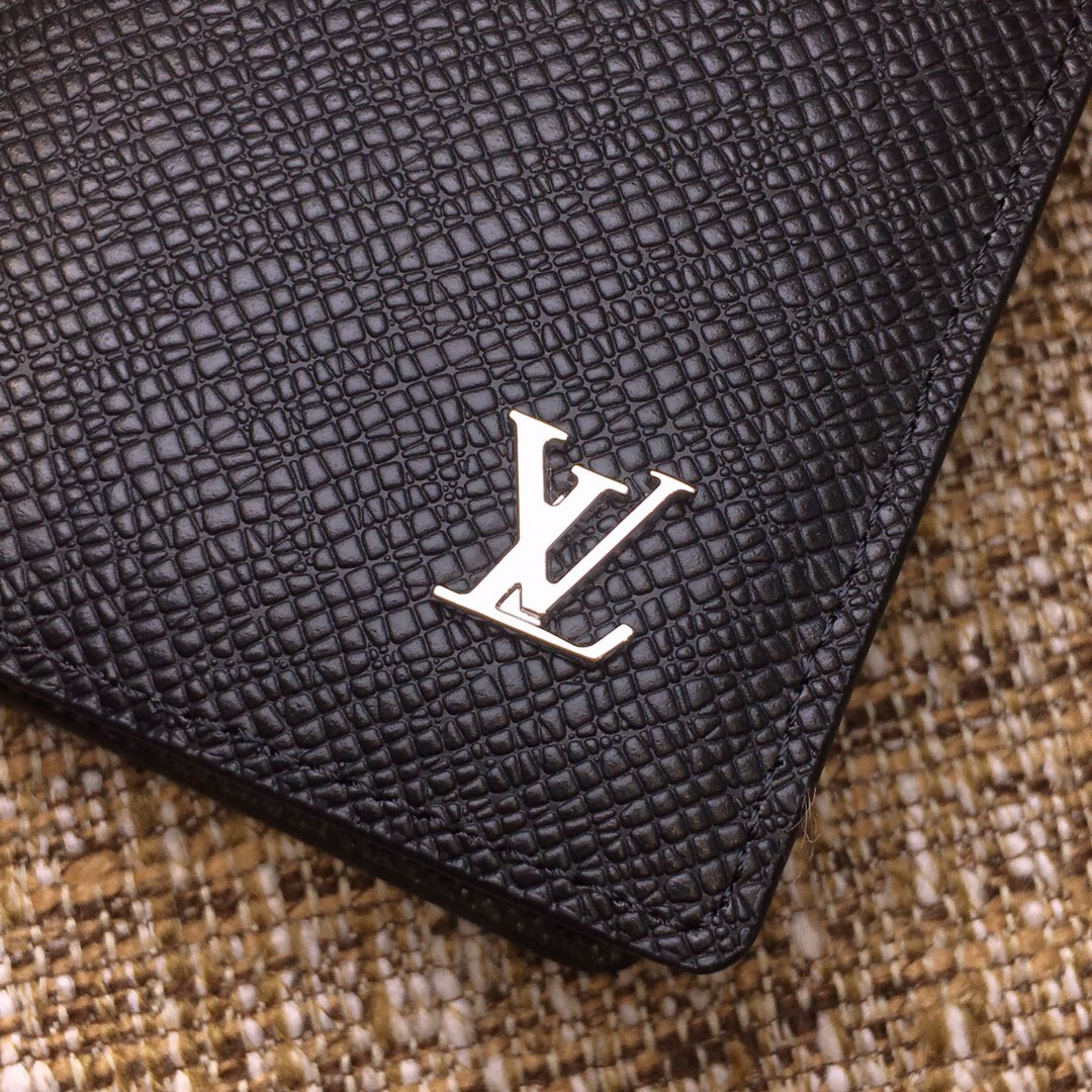 LV POCKET ORGANIZER M69250