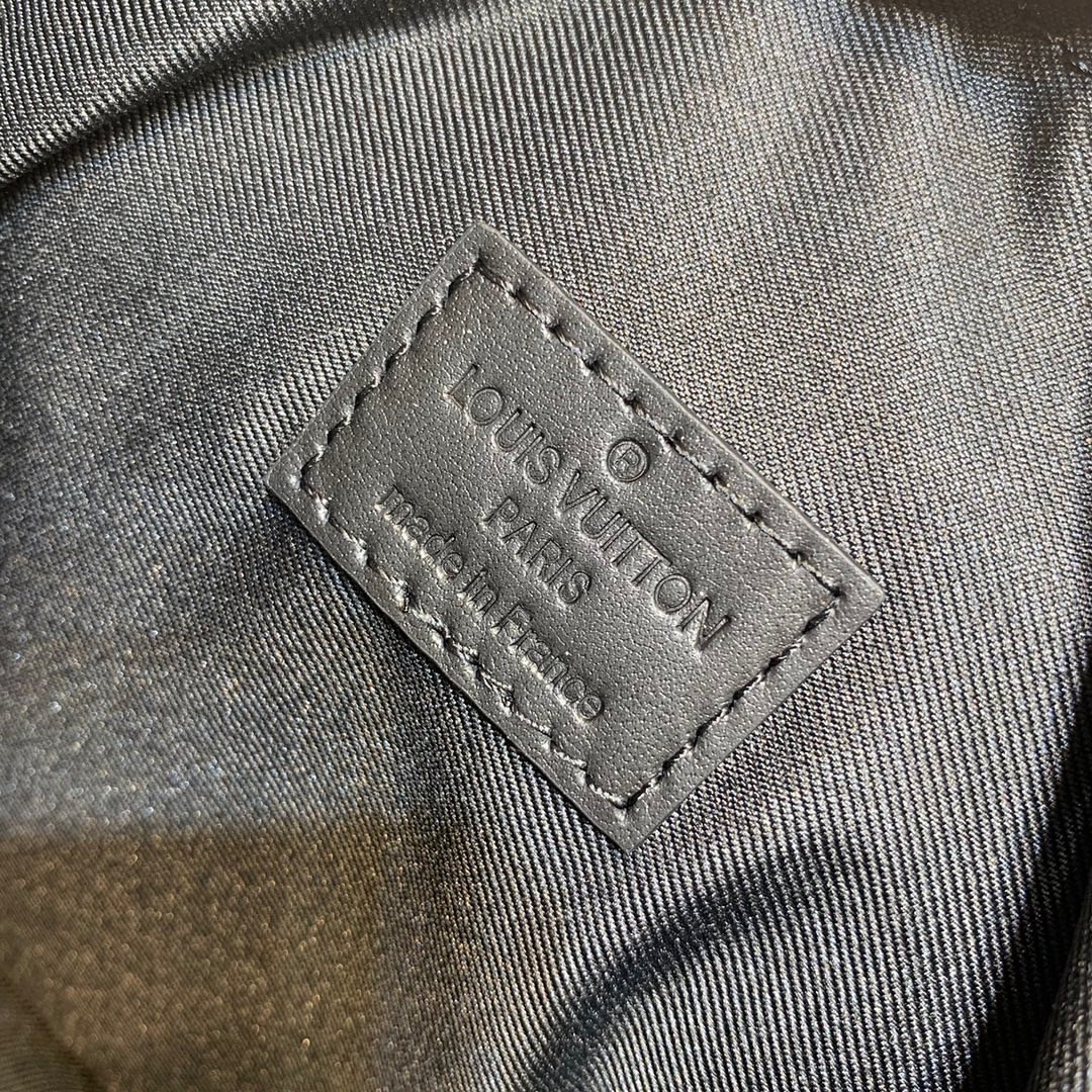 lv HANDLE SOFT TRUNK M59163