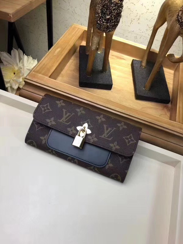 Flower wallet M62577