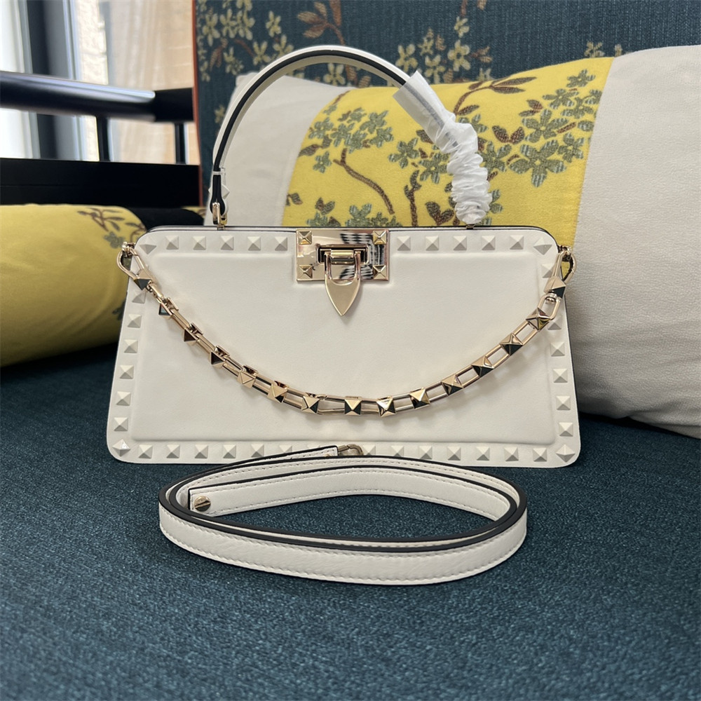 VALENTINO GARAVANI ROCKSTUD23 smooth calfskin handbag white