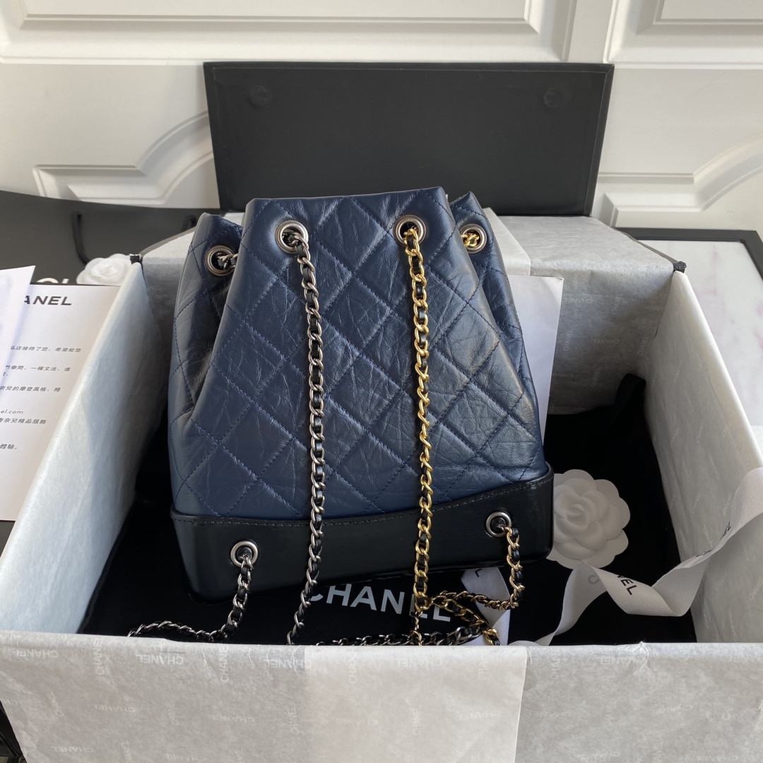 Ch*el cc gabrielle blue 22 x 23 x 11cm