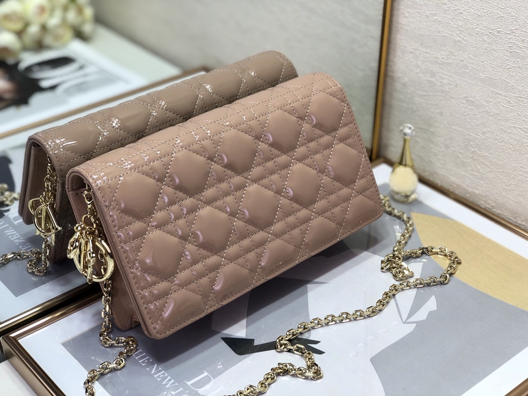 lady D*or pouch rose des vents cannage  8.5 x 4.5 x 1 inches