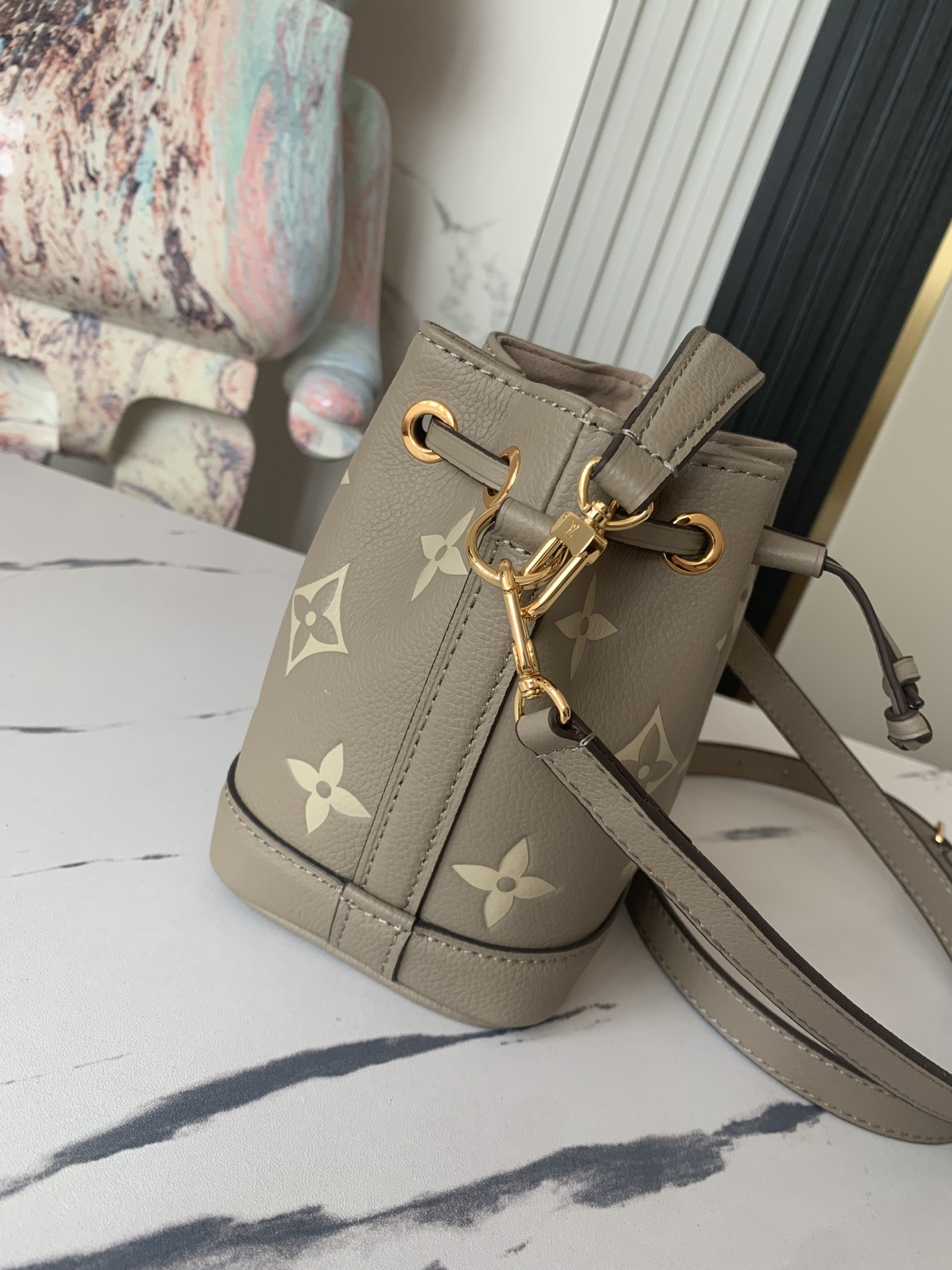 LV M46291 Nano Noé M46291 13 x 16 x 10 CM