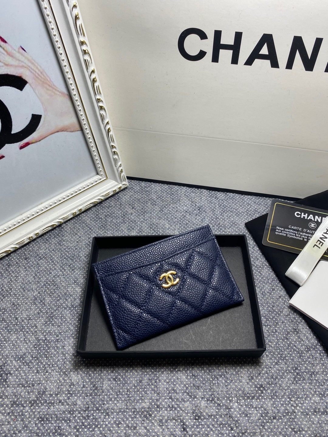Ch*el card holder 10cm
