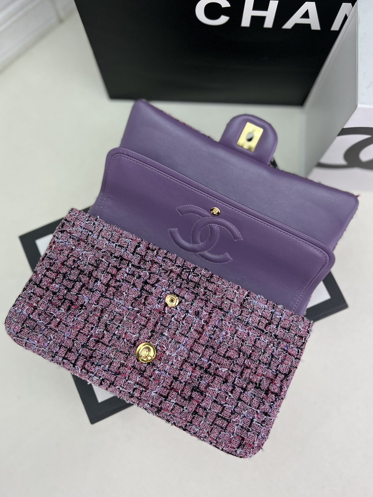 Ch*el classic 11.12 handbag tweed & gold-tone metal   6 × 9.9 × 2.5 in