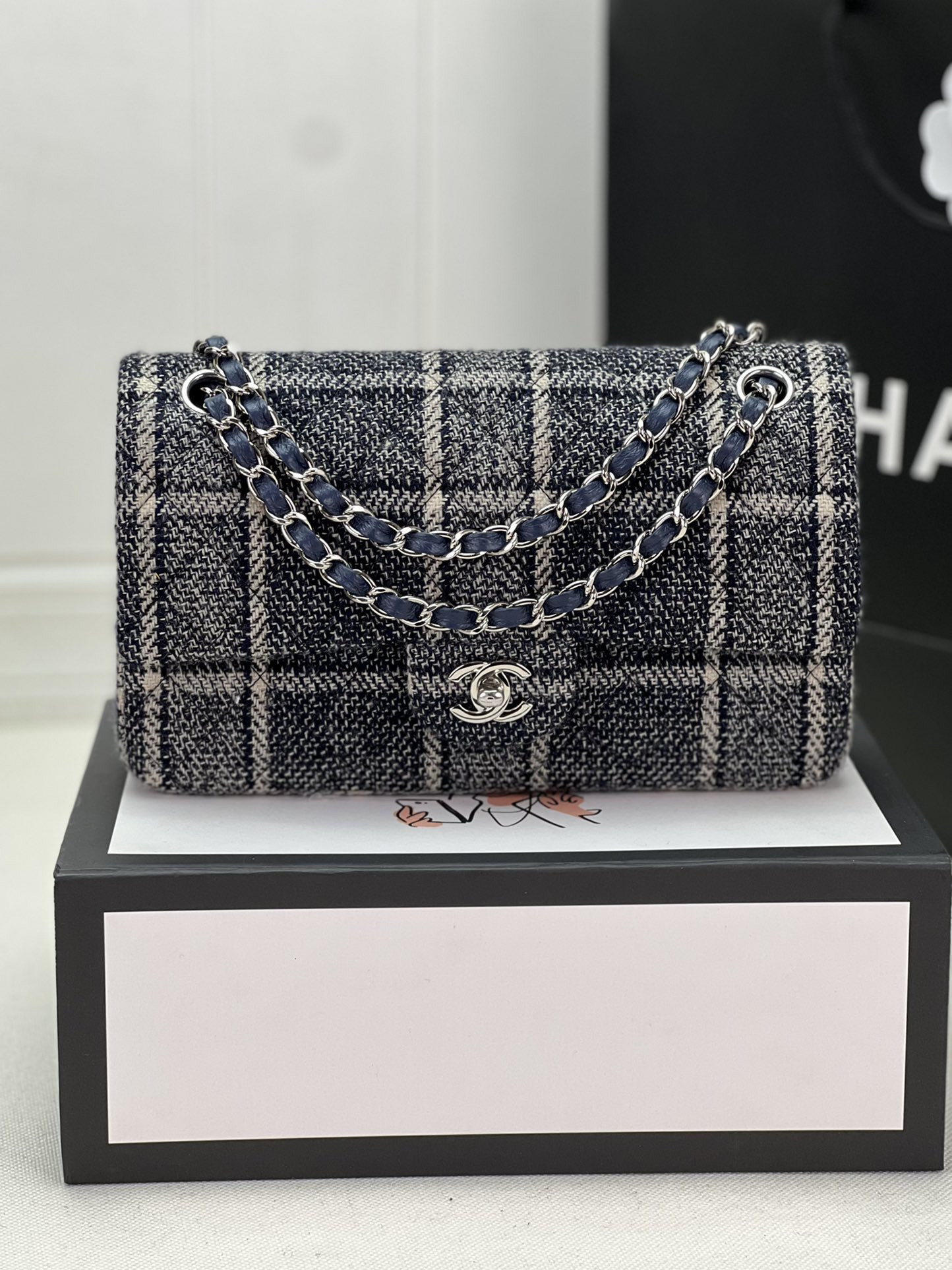Ch*el classic 11.12 handbag tweed & silver-tone metal  6 × 9.9 × 2.5 in