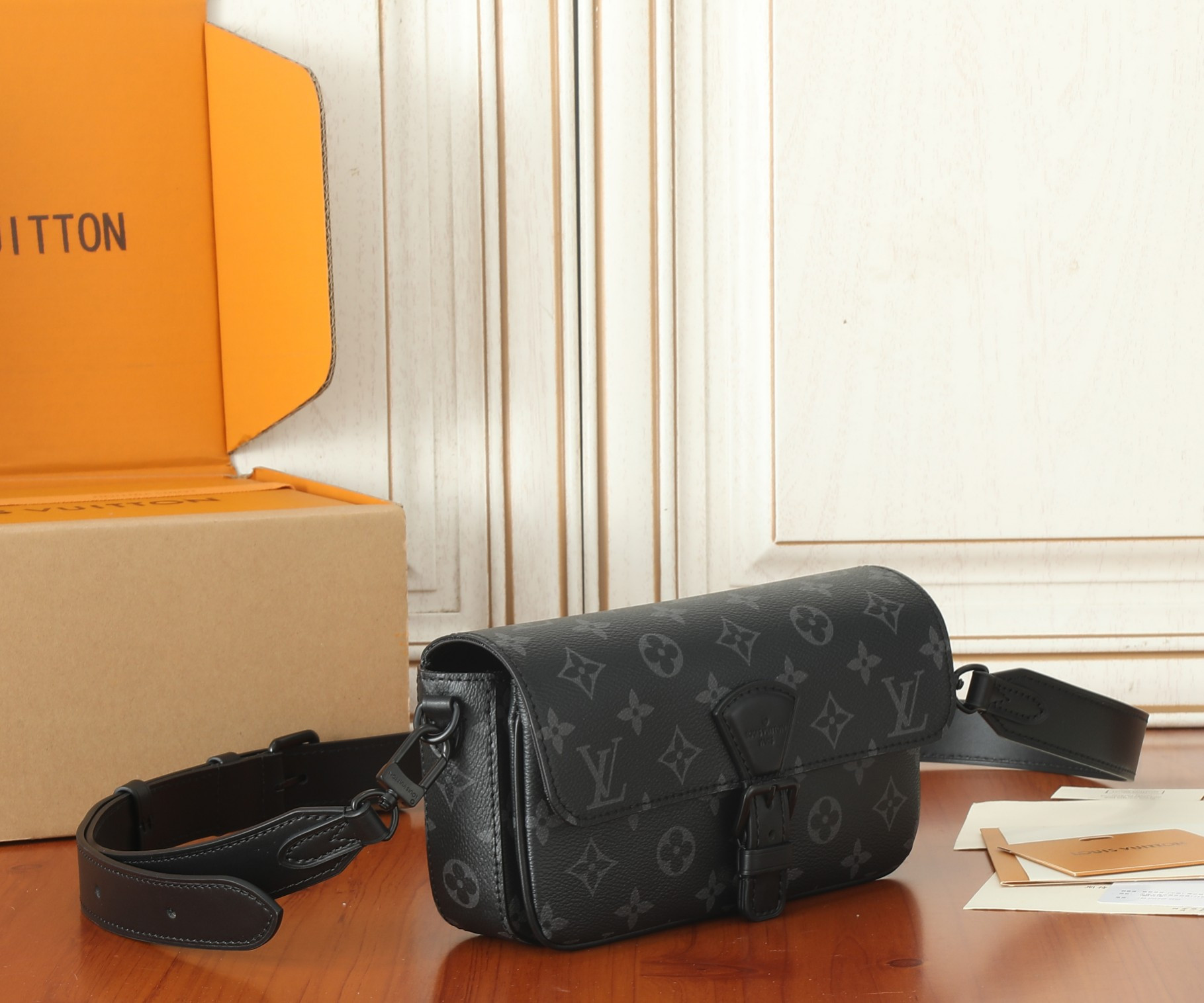 LV Montsouris Wearable Wallet M83567  8.7 x 4.7 x 2.4 in