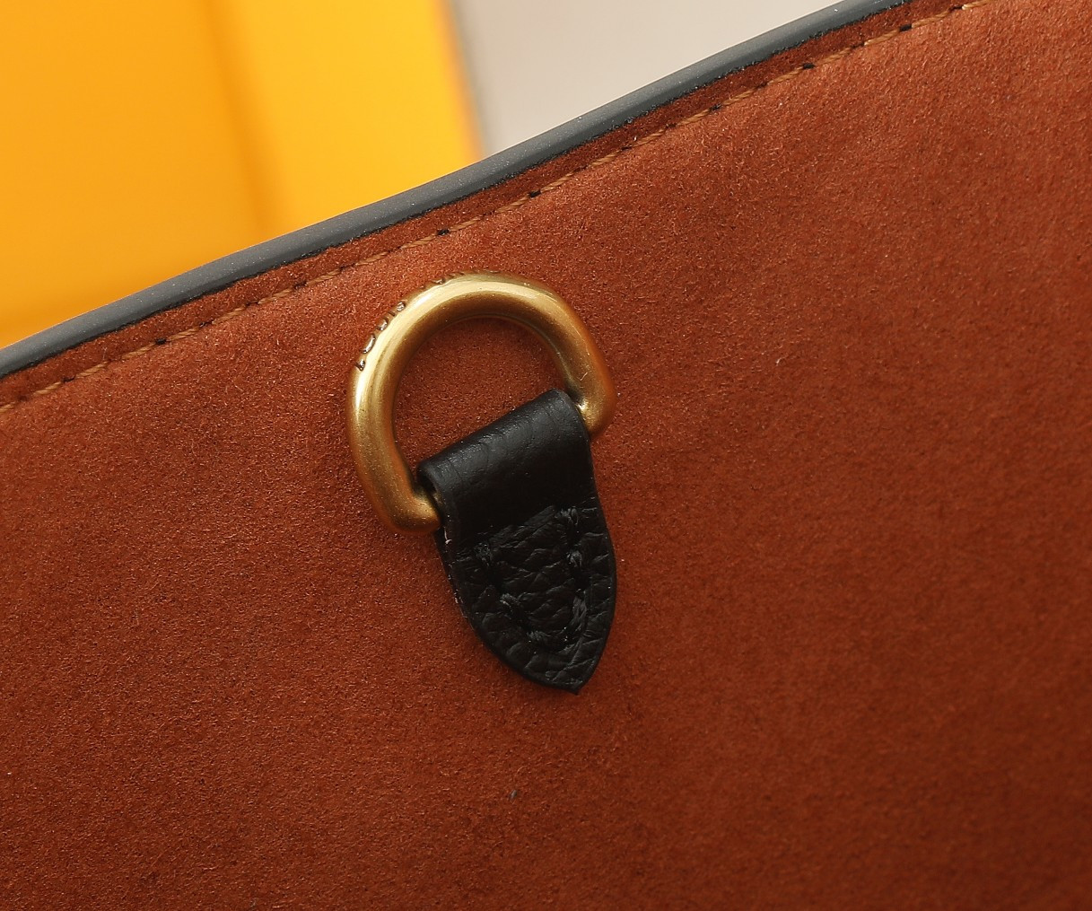 LV Low Key Hobo MM M24856 12.2 x 13.8 x 7.1 in