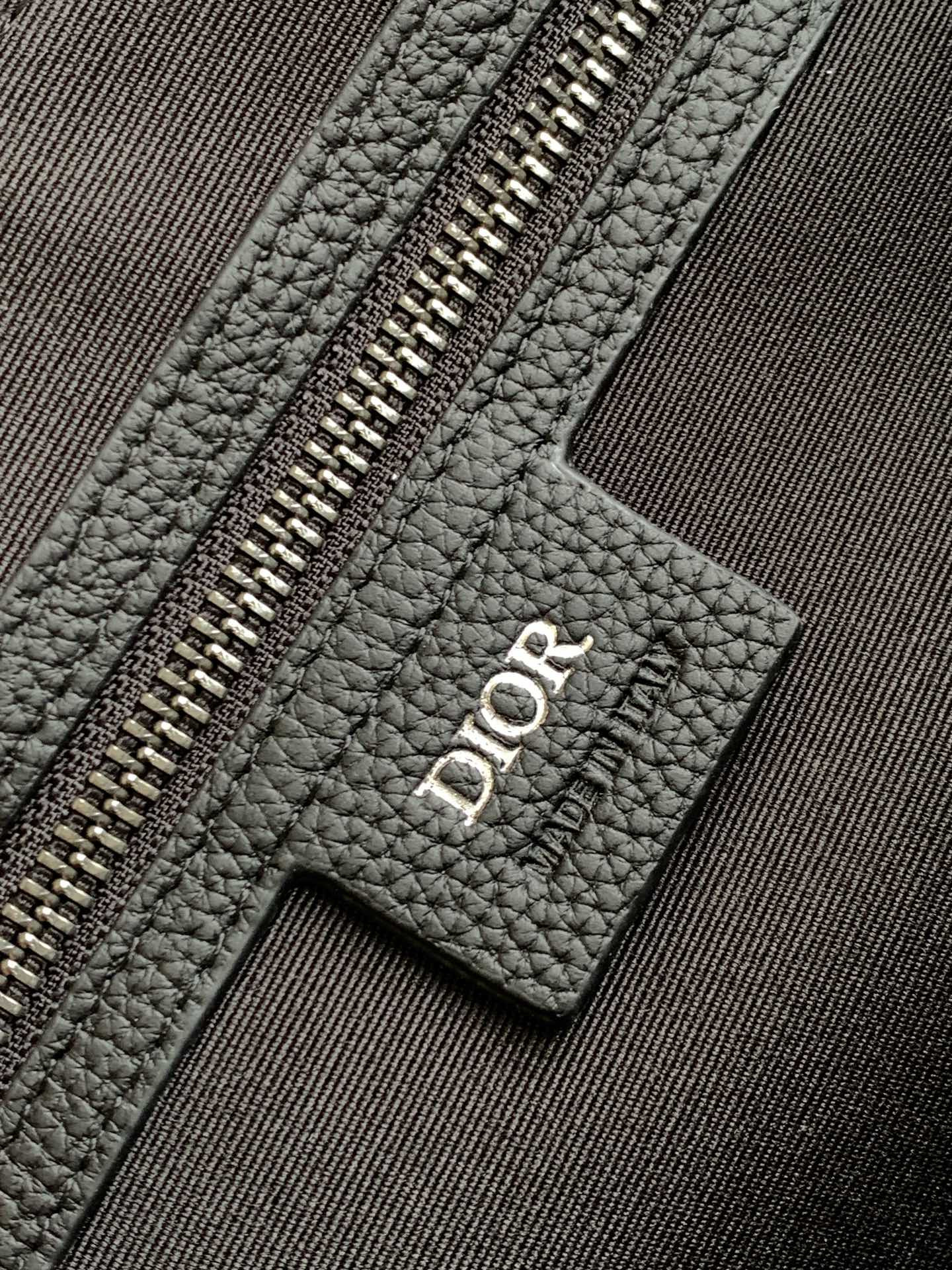 D*or weekender 40 black D*or gravity leather and black grained calfskin 57.5 x 34.5 x 22 cm