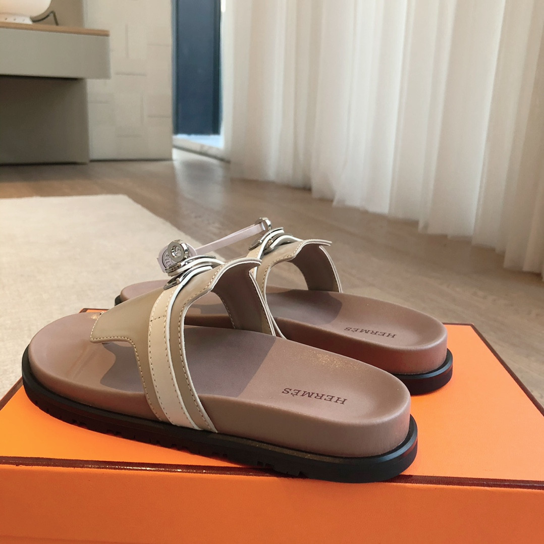 UA Hermès Empire Sandal
