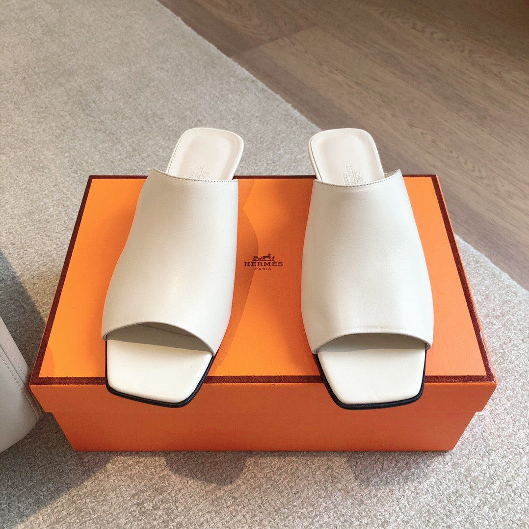 UA Hermès Sandal