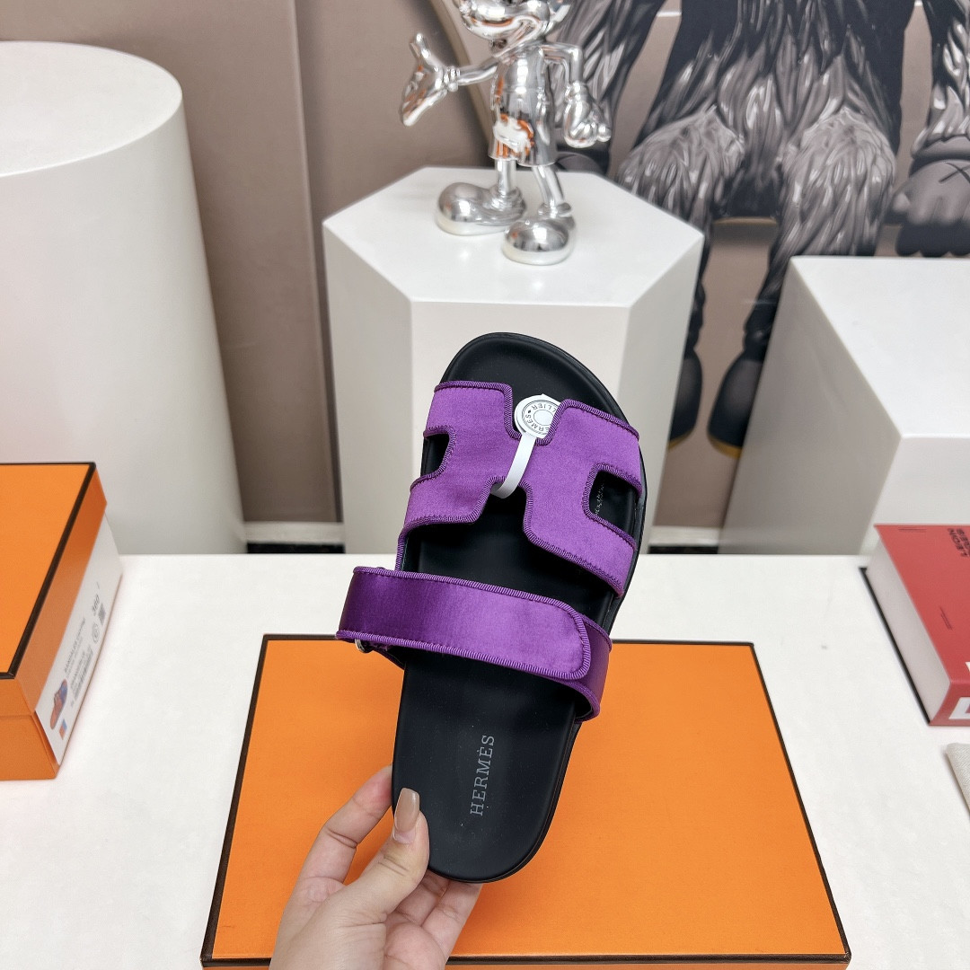 UA Hermès Chypre sandal