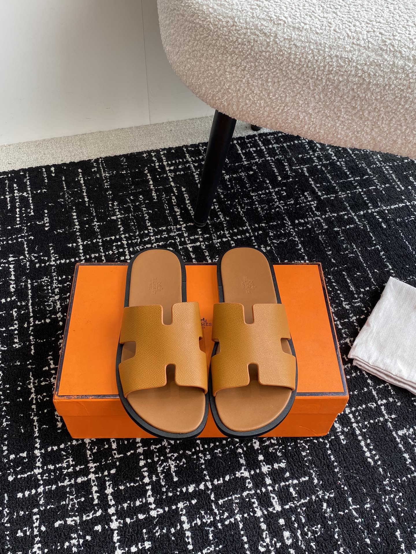 UA Hermès Izmir sandal