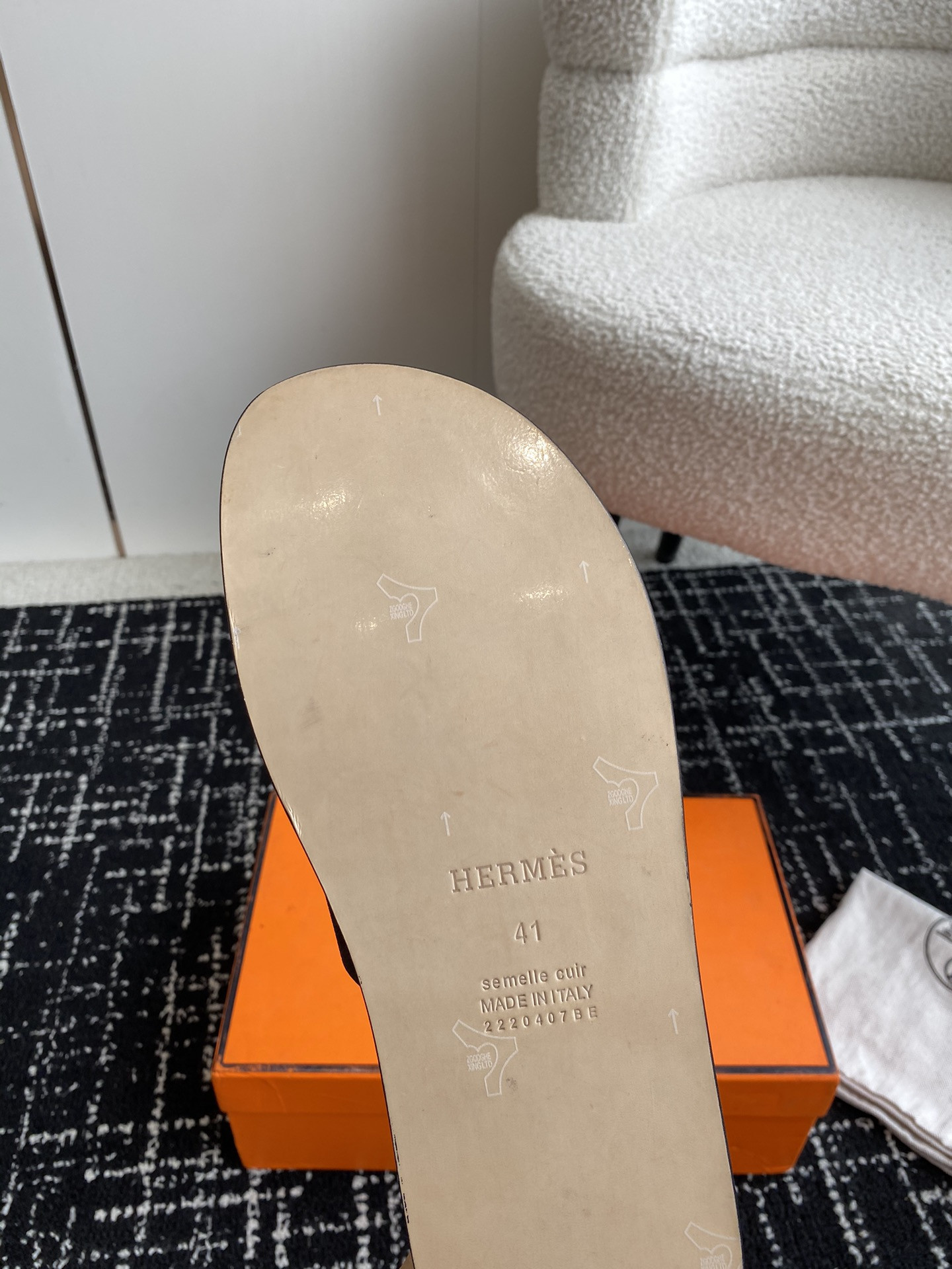 UA Hermès Izmir sandal