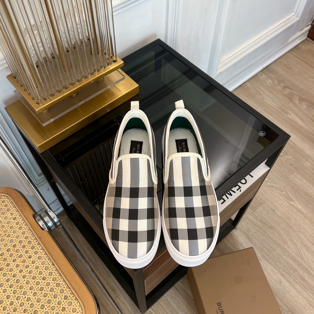 ua B**rry slip on sneakers