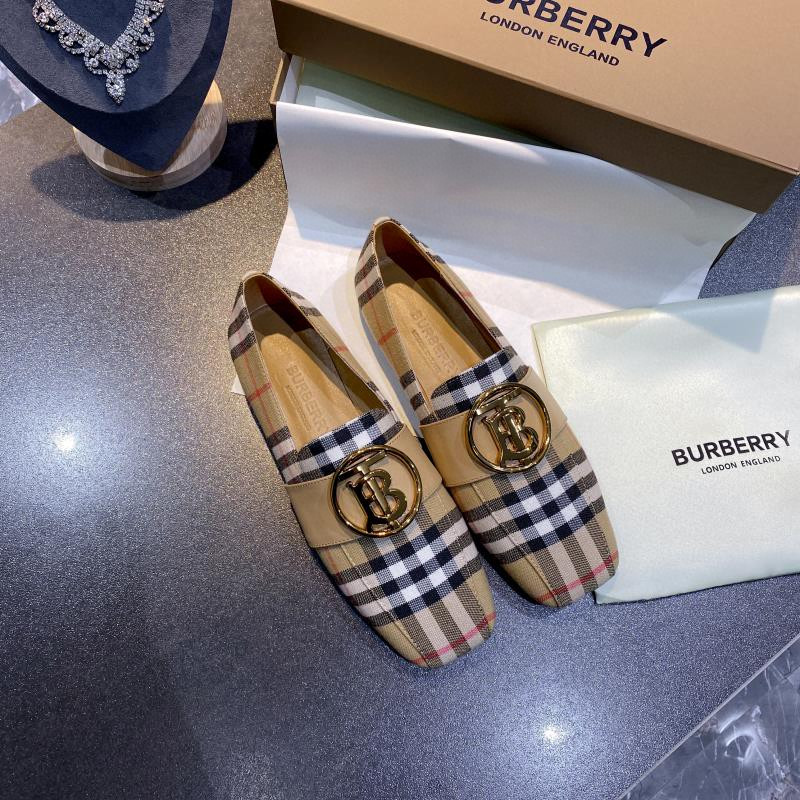 ua B**rry check loafers
