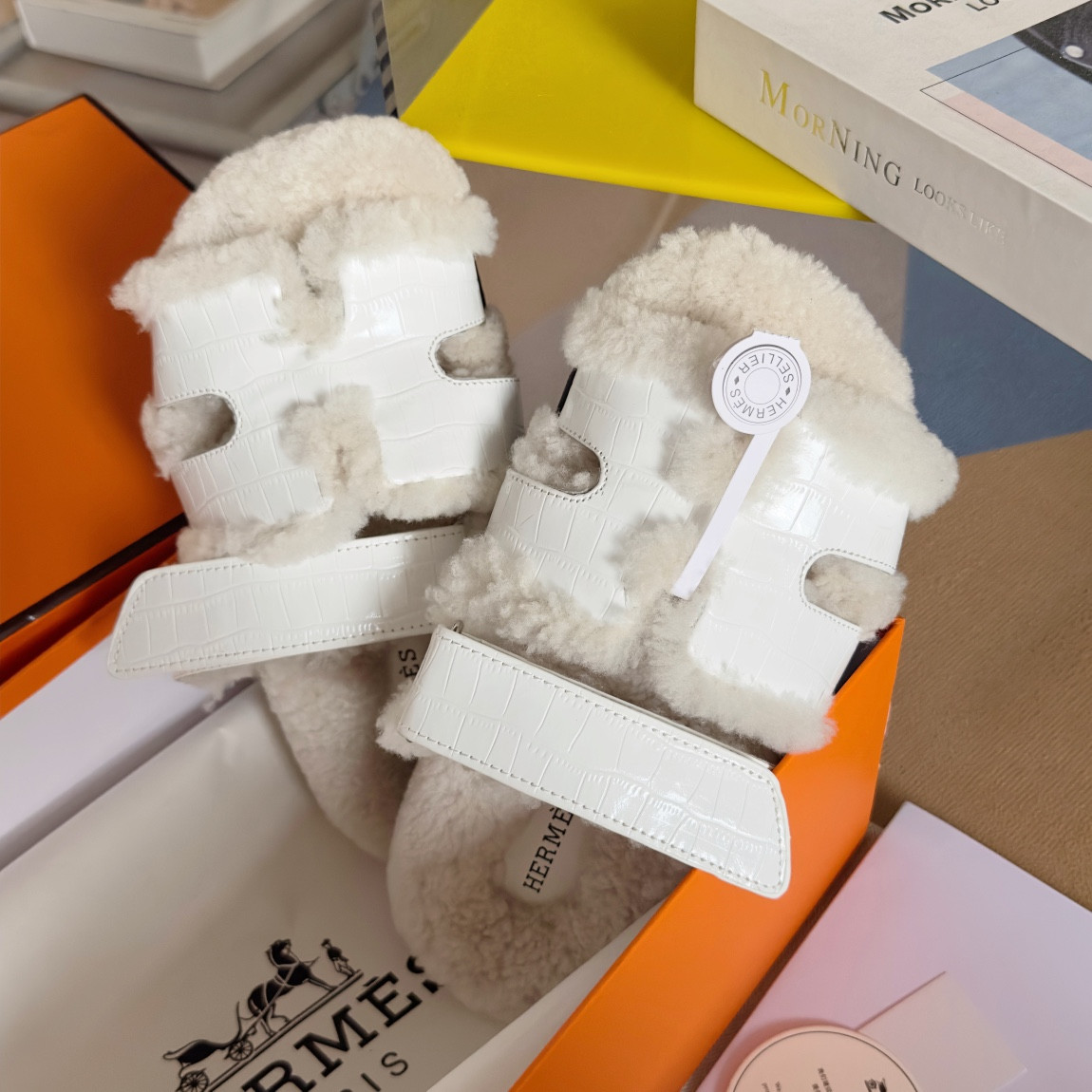 UA Hermès Chypre sandal