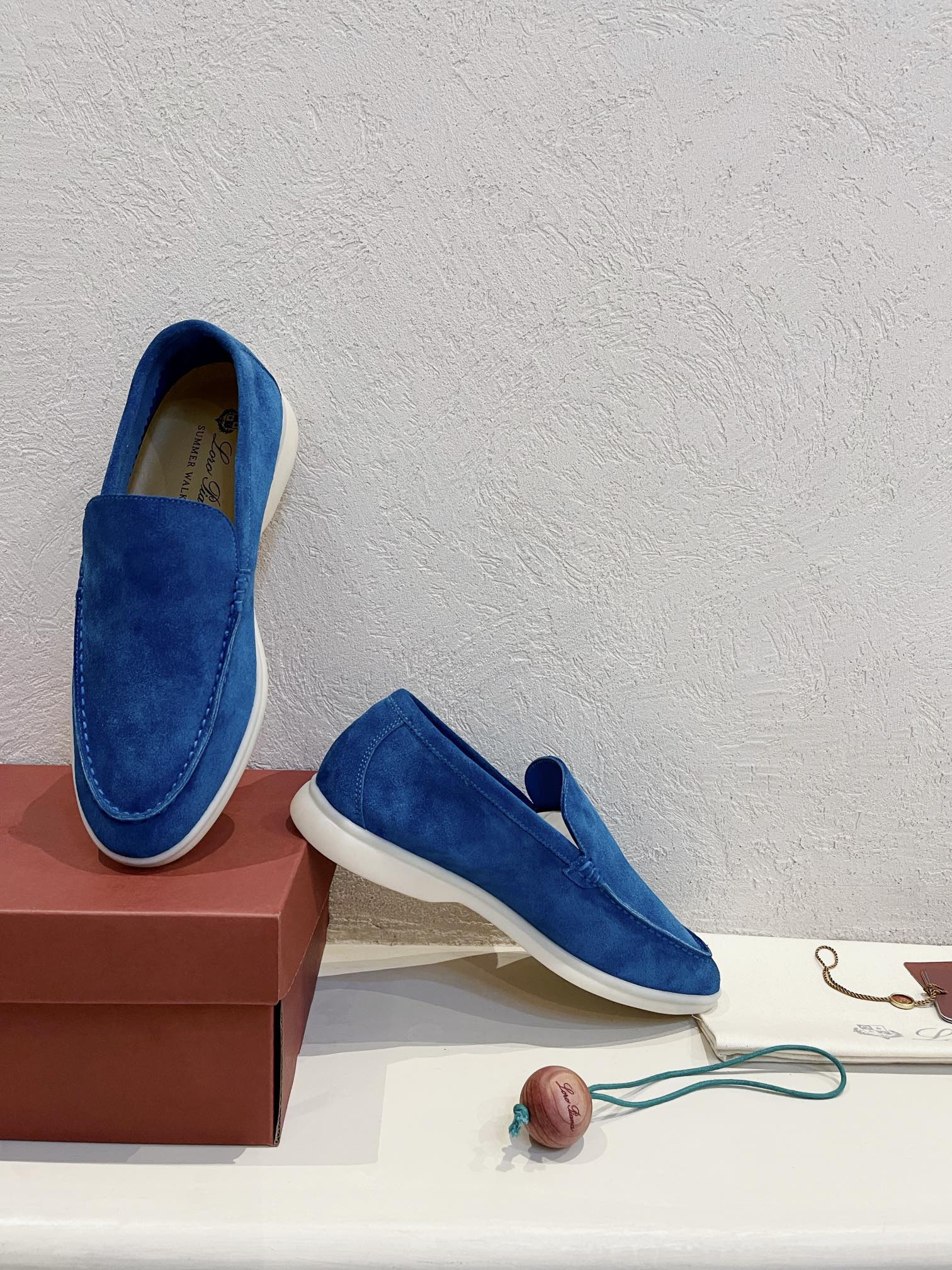 ua L**o p*ana summer walk loafers