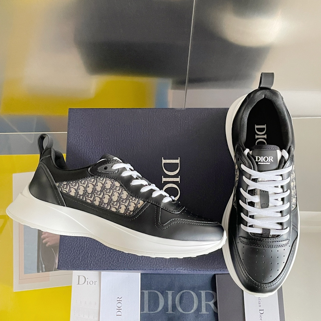 ua D*or b25 runner sneaker