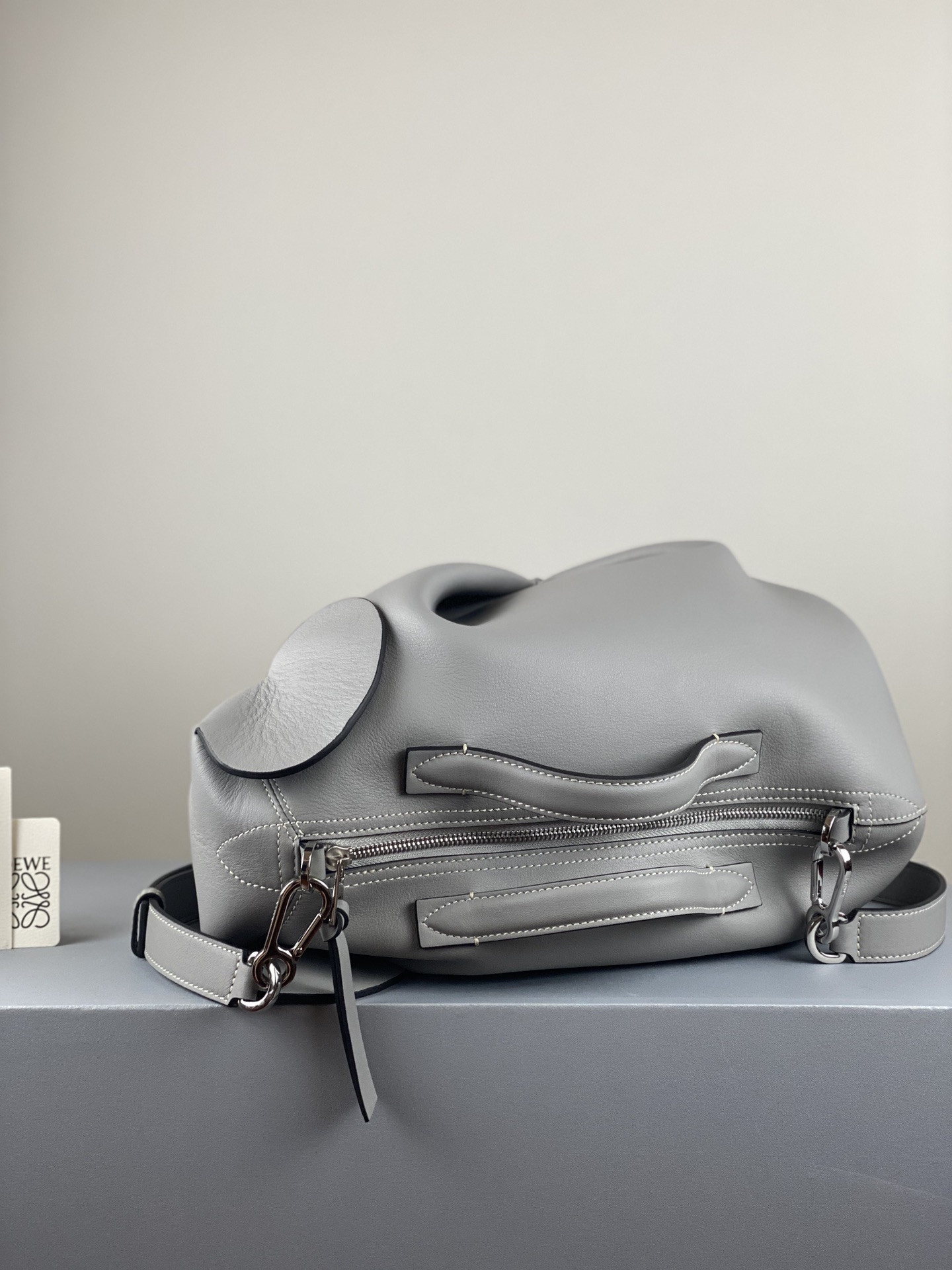 L0ew* large elephant bag 36x26.5x22cm