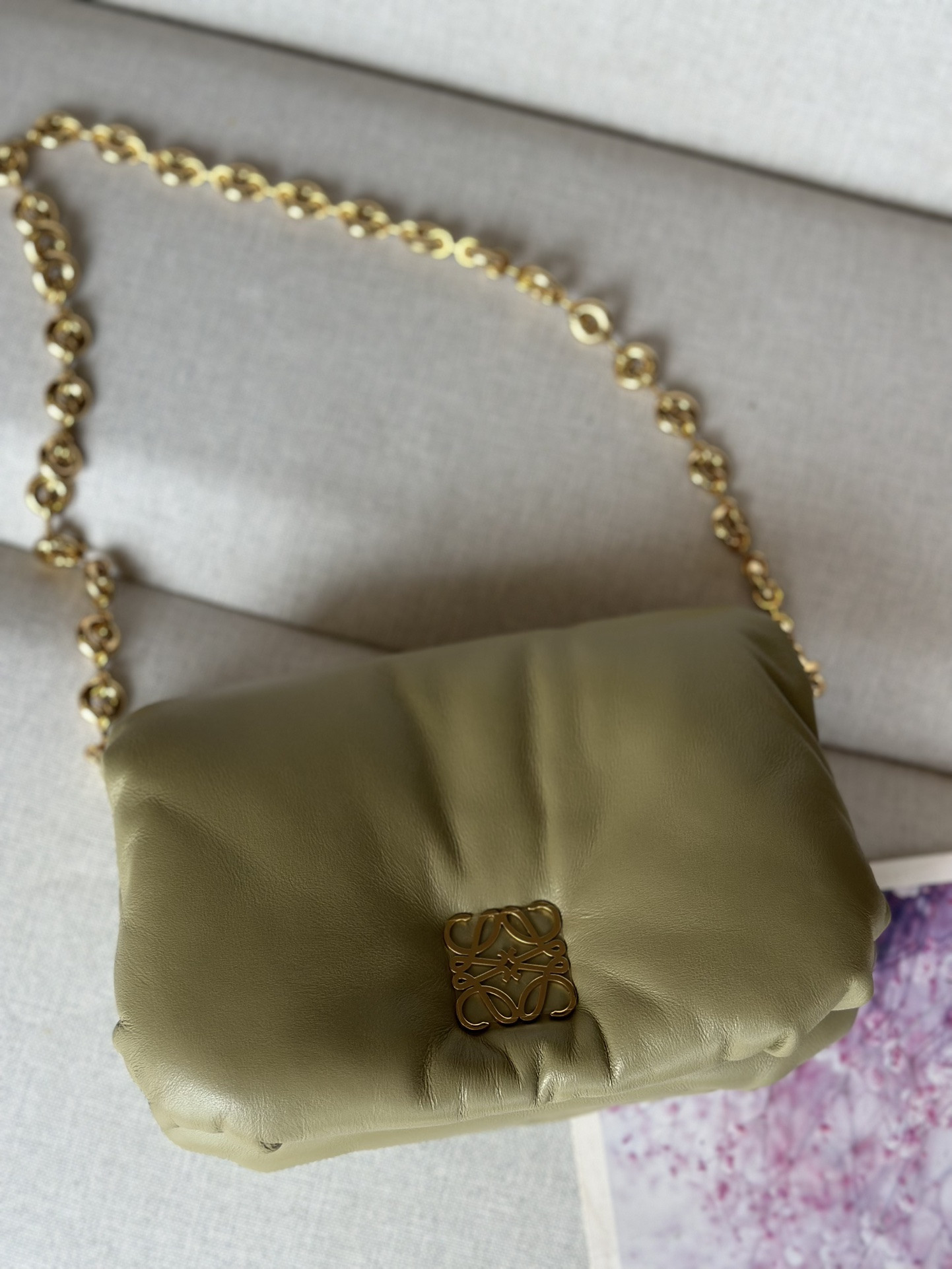 L0ew* mini puffer goya bag in shiny nappa lambskin 20x13x6cm