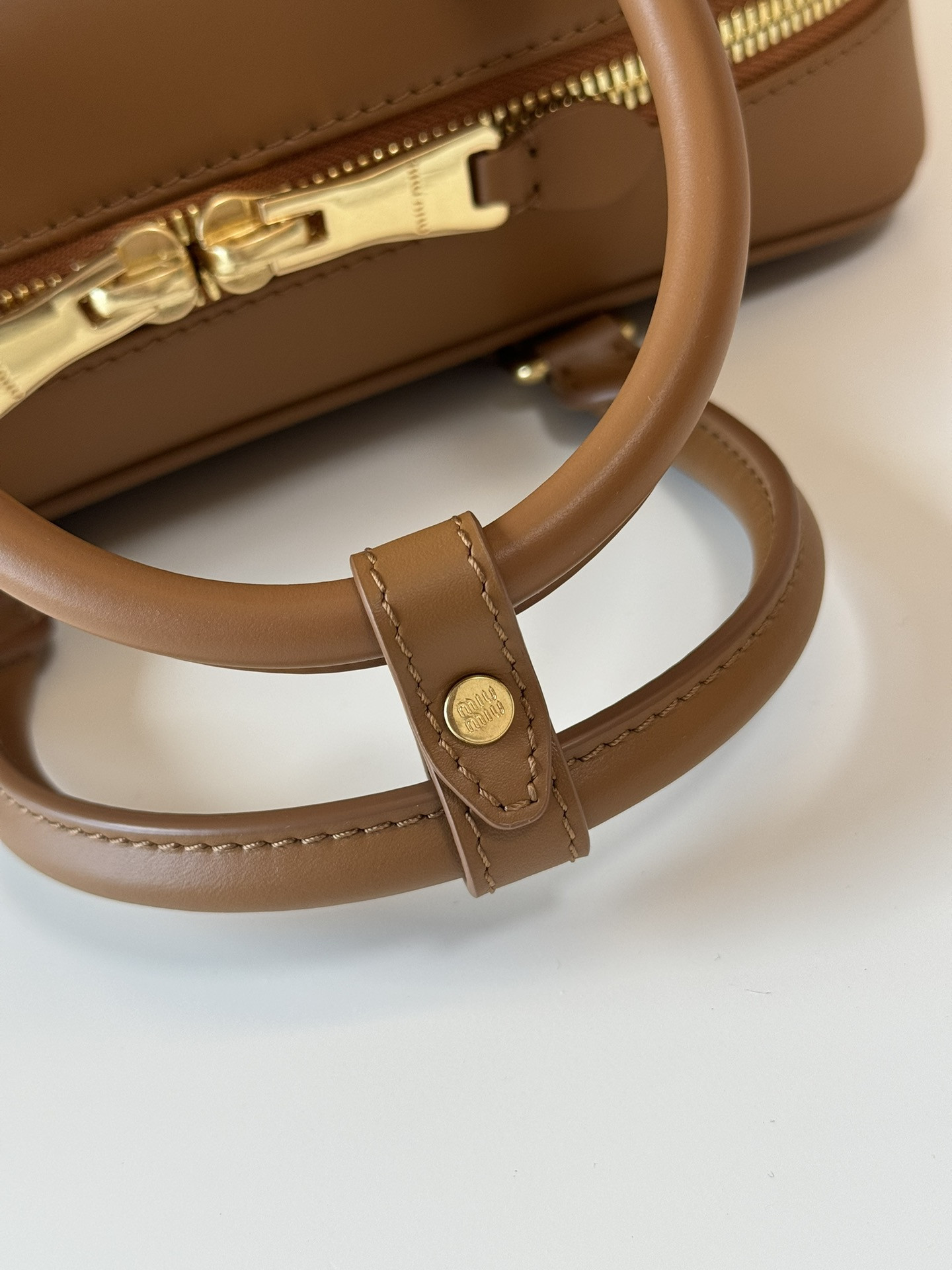 Miu Miu Arcadie leather bag 12x27x9cm