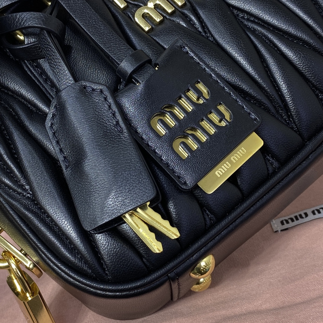 Miu Miu Arcadie matelassé nappa leather bag 13x19x6cm