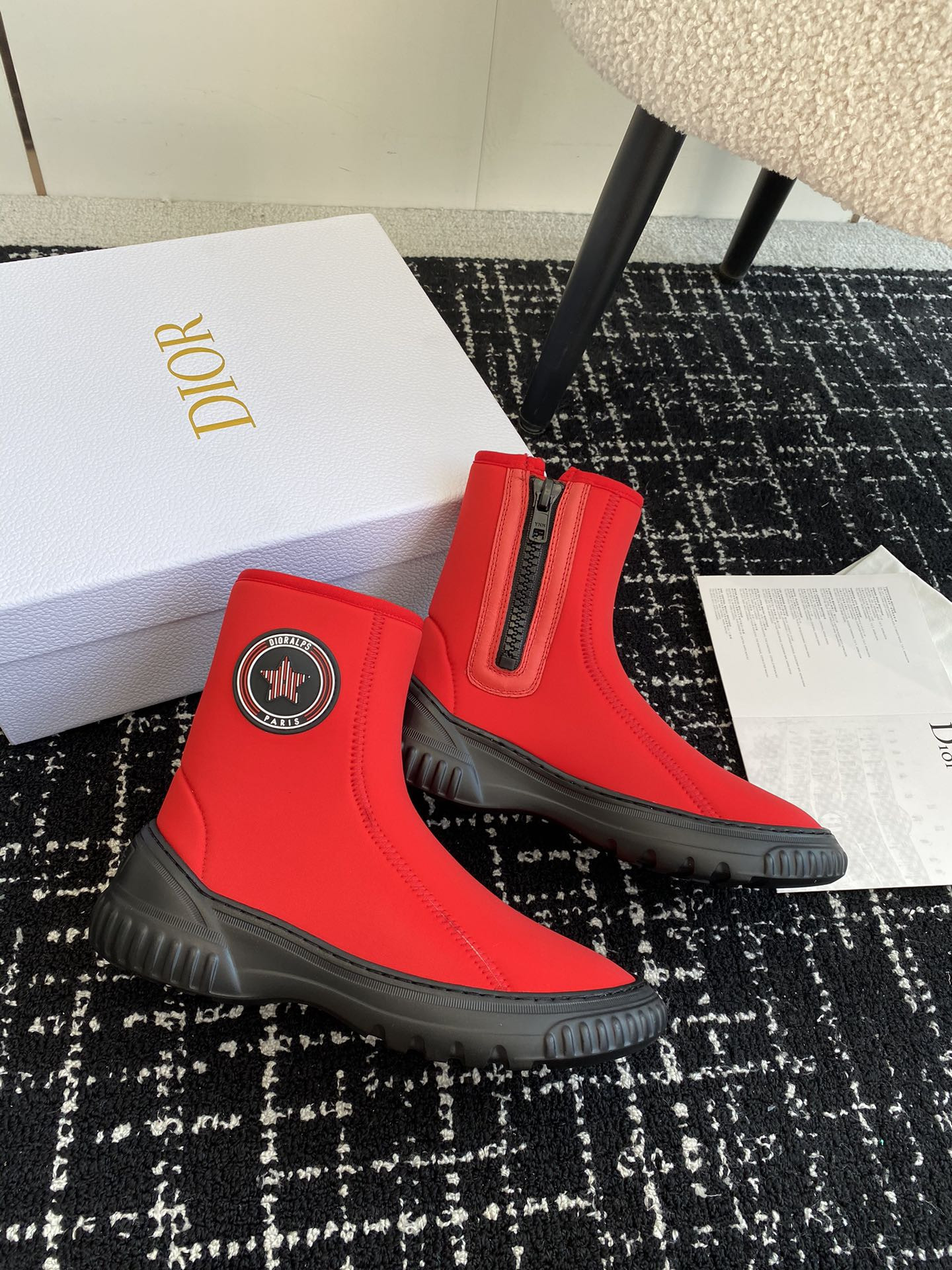 ua D*or boot