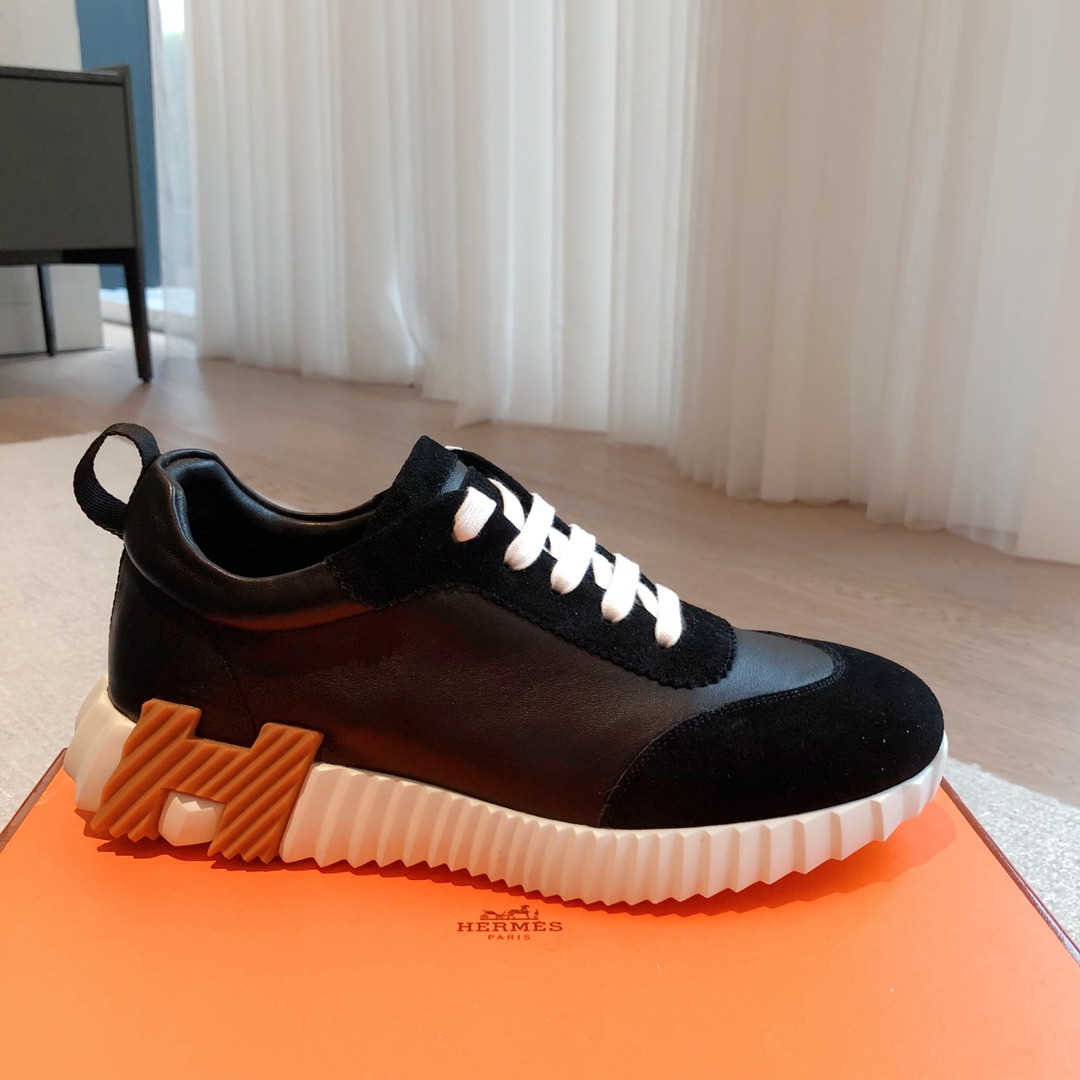 UA Hermès Bouncing Sneaker