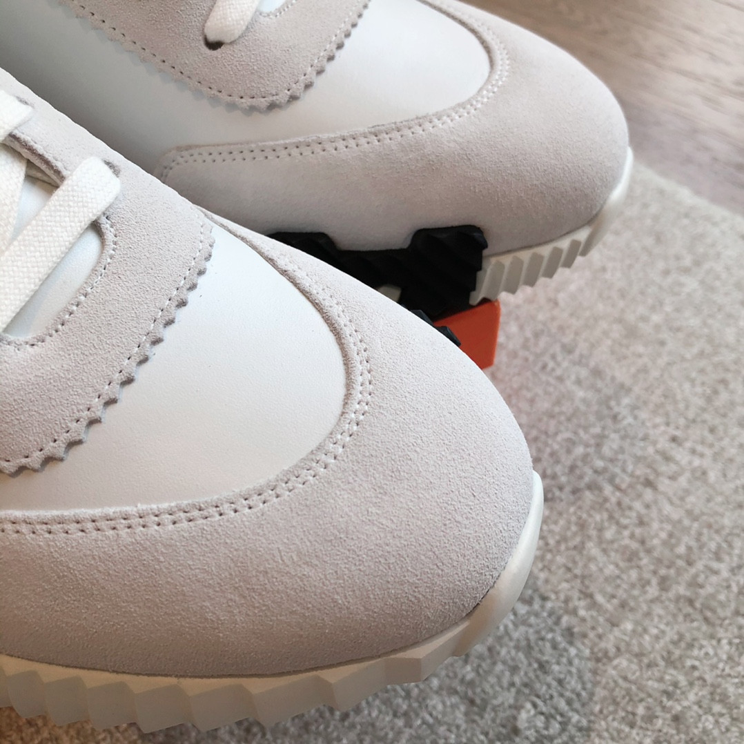 UA Hermès Bouncing Sneaker