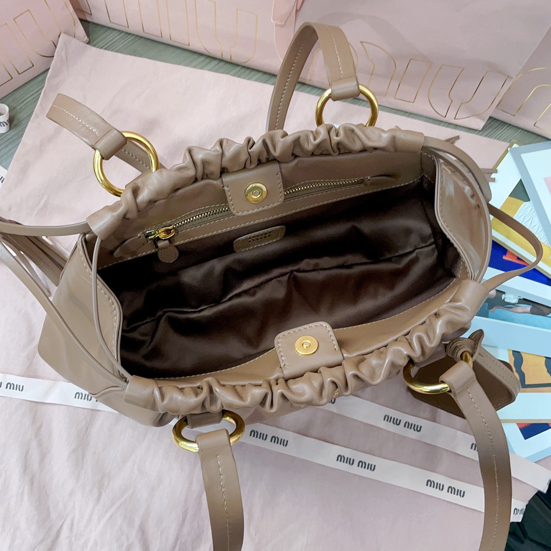 Miu Miu Small Joie nappa leather bag 16x32x10.5cm
