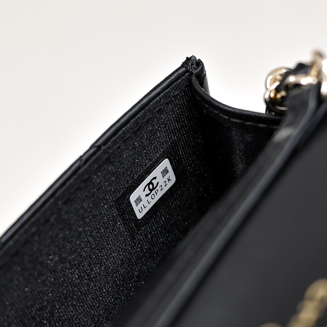 Ch*el clutch with chain 9.5x12.5x3.5cm
