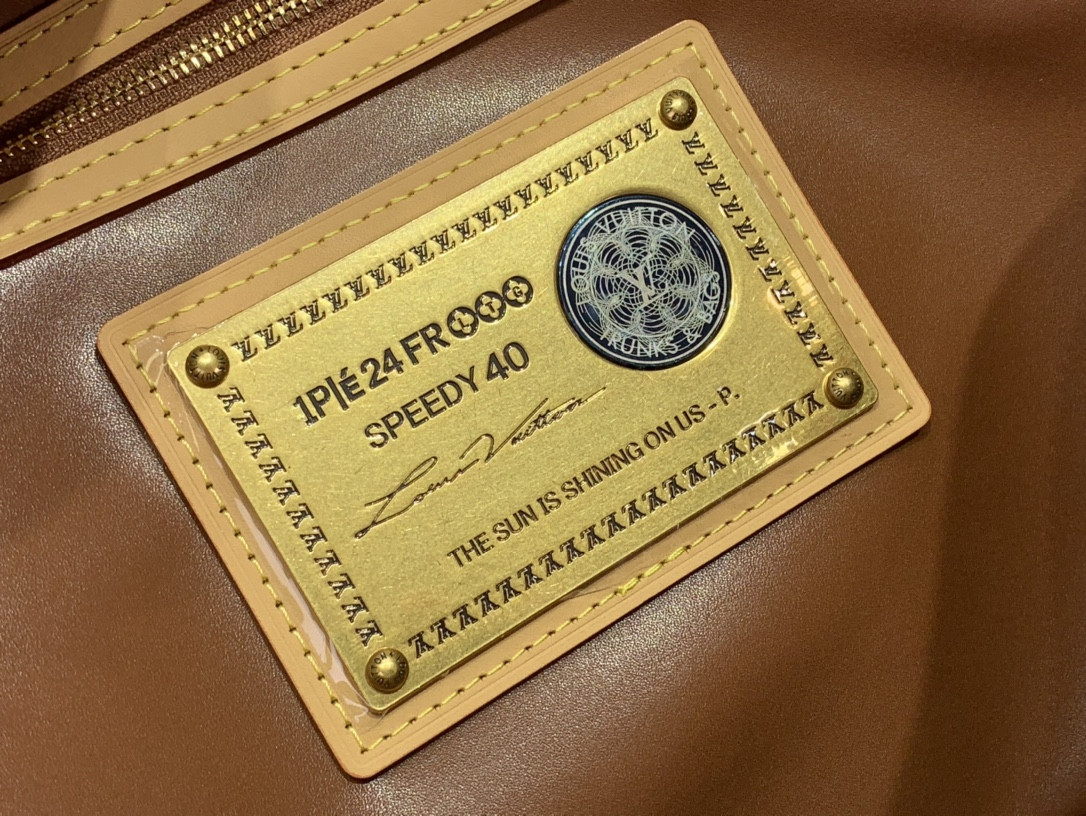 LV Speedy P9 Bandoulière 40 Monogram M24422 40 x 26 x23cm