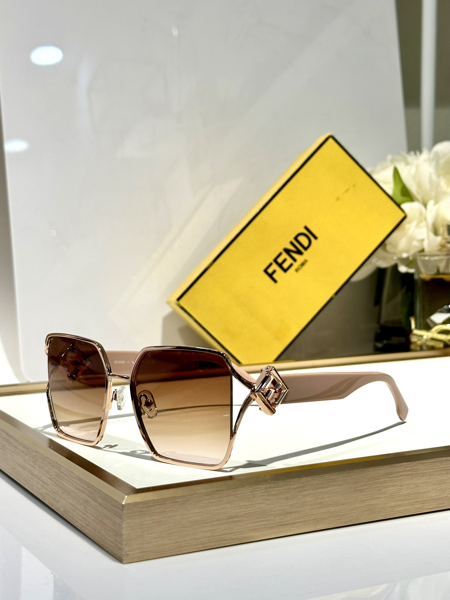 F**di glasses fe40151uu 50-21-135