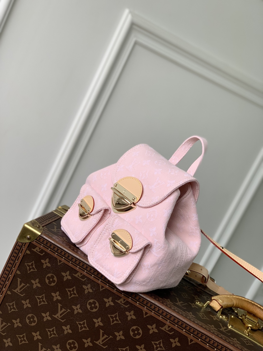 LV Venice Backpacks M13031 24 x 26 x 7 cm