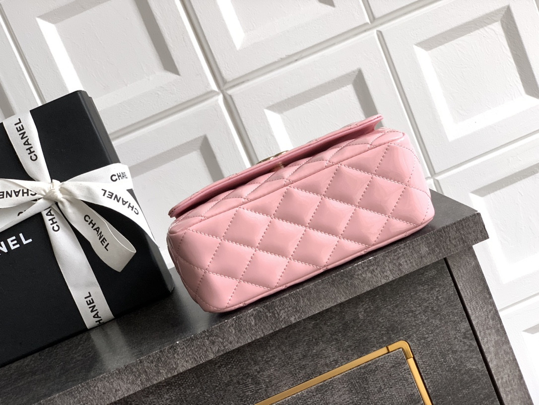 Ch*el 25p flap handheld evening bag 10.5x18.5x8cm