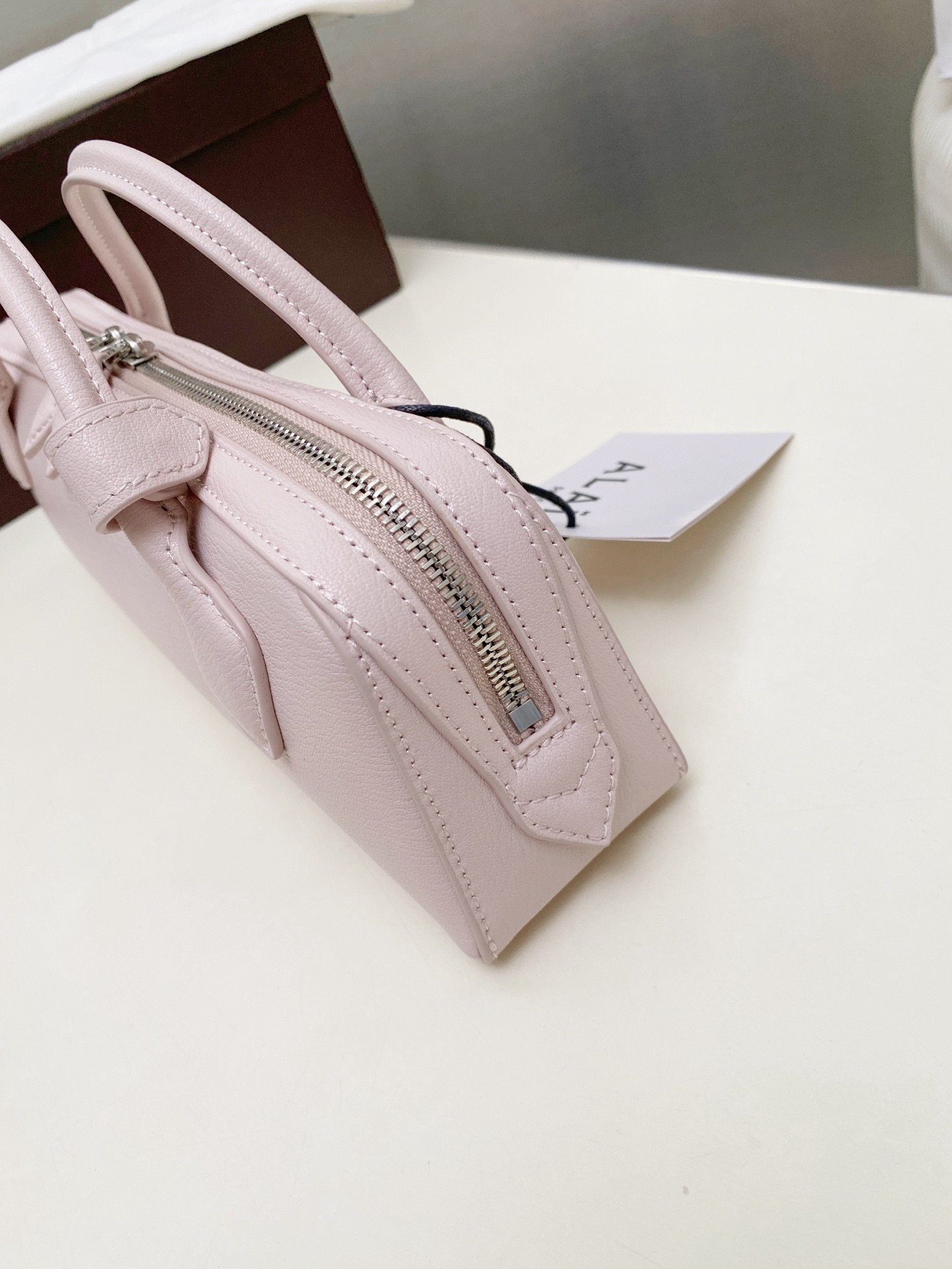 ALAÏA LE TECKEL CLUTCH SMALL BAG 27x9x8cm