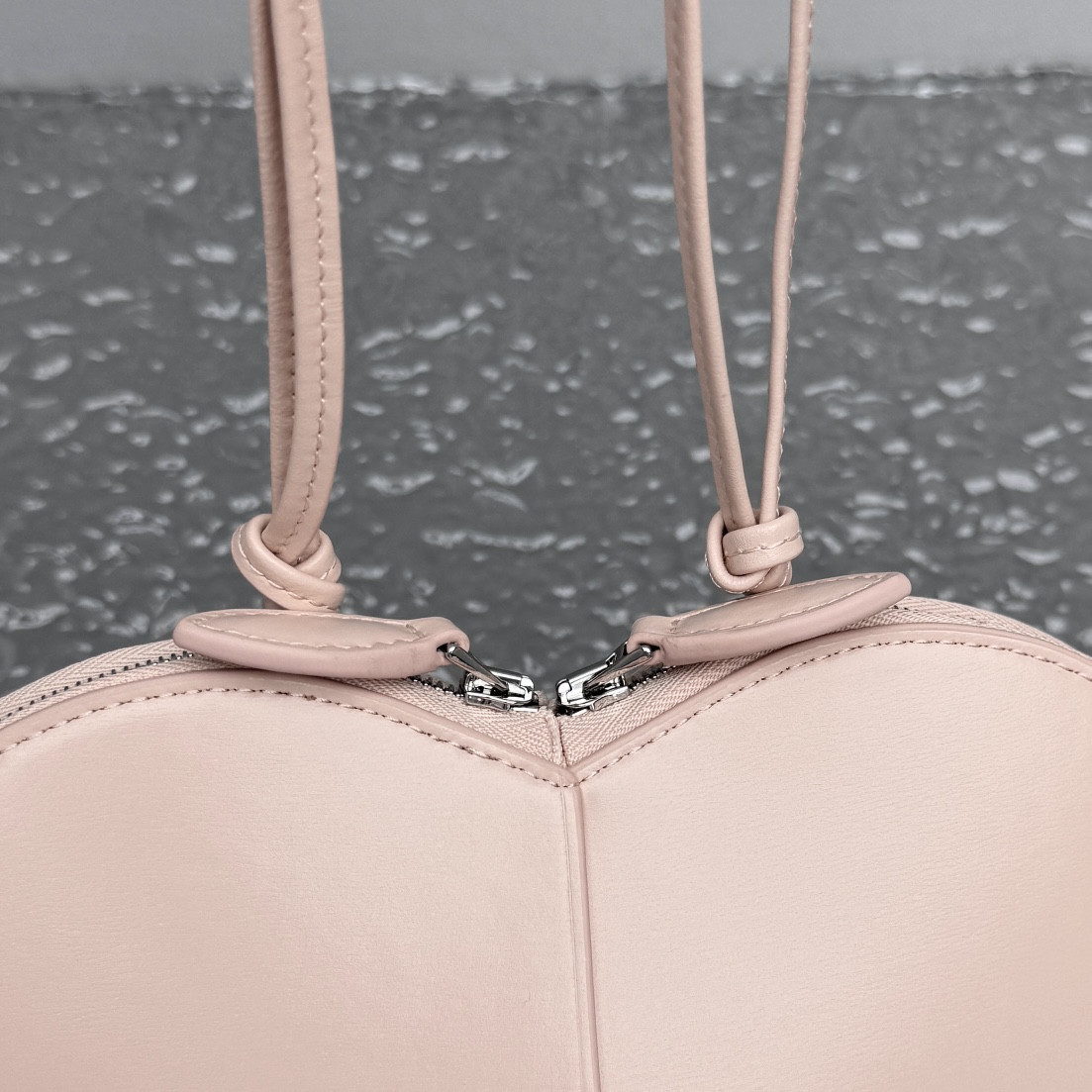 ALAÏA Le Coeur Heart Bag 18.5x20.5x5cm