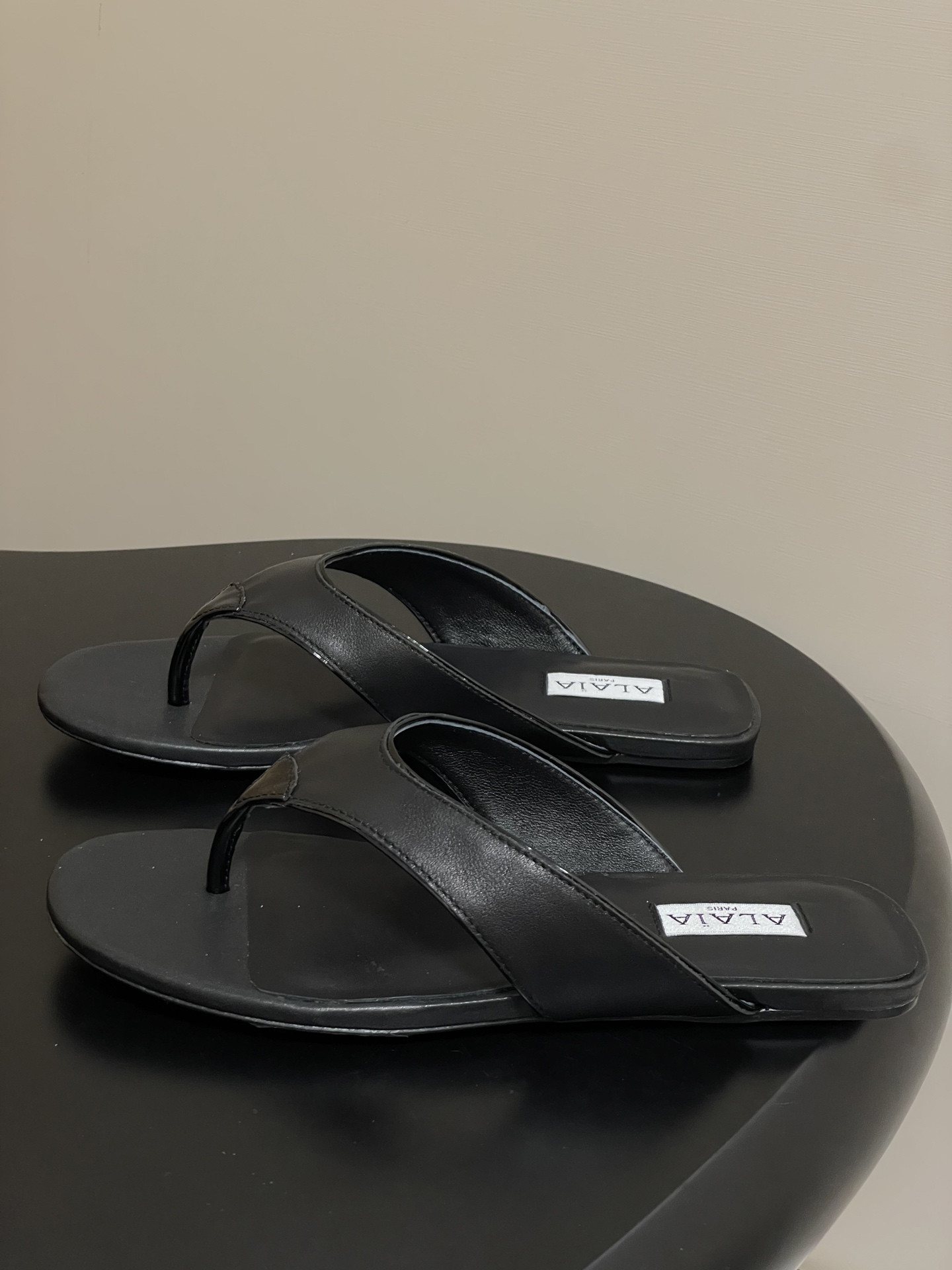 UA Alaia Triangle Flat Slides(Customized Size 7-10 days production time)